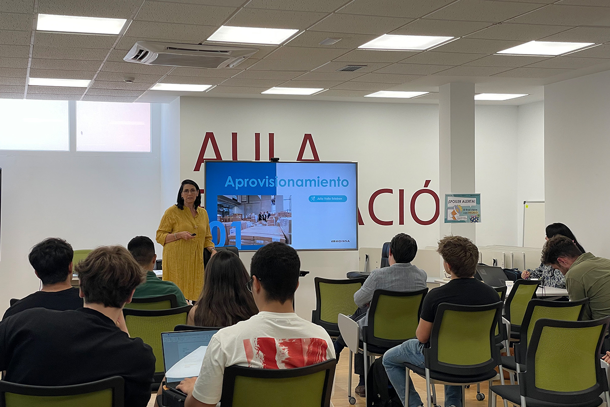 De la teoría a la práctica: una masterclass sobre logística interior para la Academia Retail