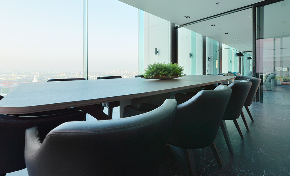 Diseño de hoteles ideal para negocios. Sala de reuniones para hoteles de negocios